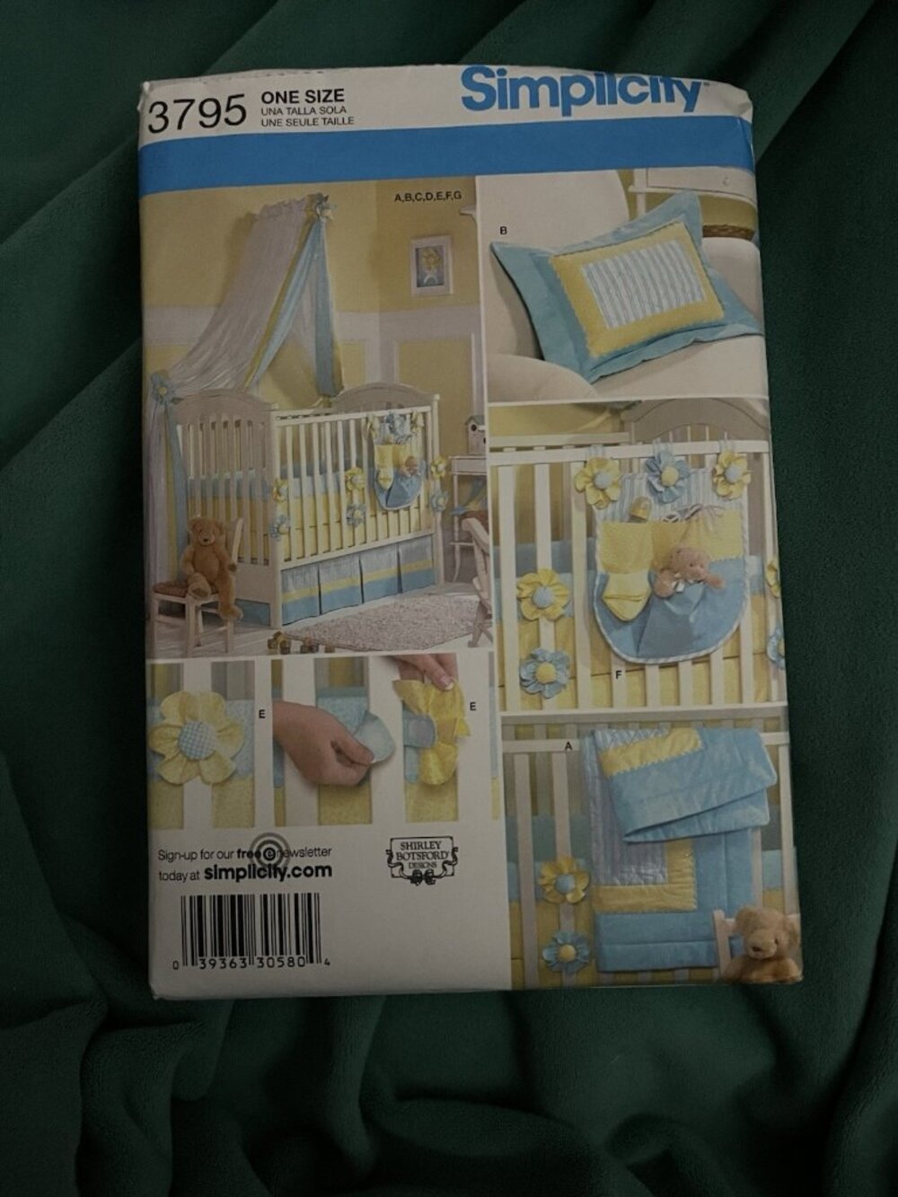 Simplicity 3795 Shirley Botsford Baby Canopy Quilt Crib Sheets Sewing Pattern